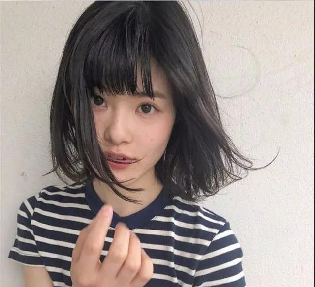 不想刻意去打理头发、冬季女生小说你这样屎发型女生吃 不想刻意去打理头发、冬季女生小说你这样屎发型女生吃