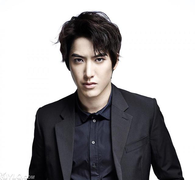 盘点杨幂旗下男艺人,这个新人被力捧