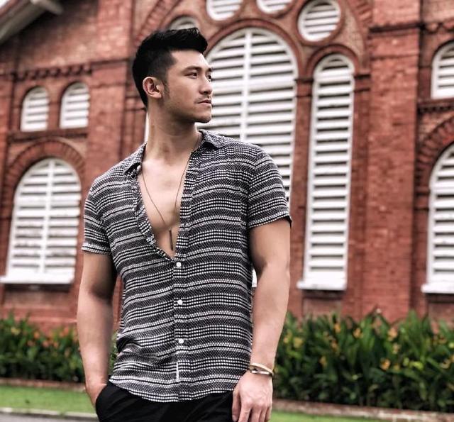 果然帅哥都有男朋友了