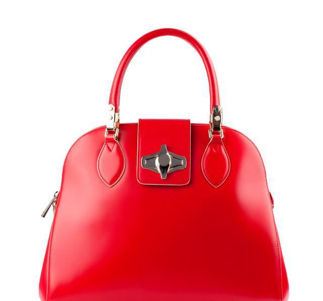 红色包包配什么颜色衣服 教你打扮一个好看的