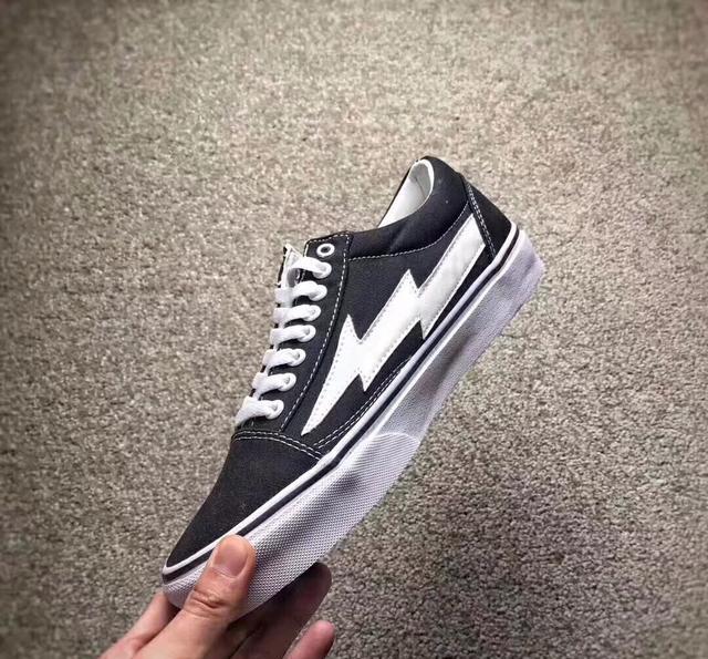 revenge x storm #日本pop-up店限定款,黑色闪电款 新联名原装鞋标