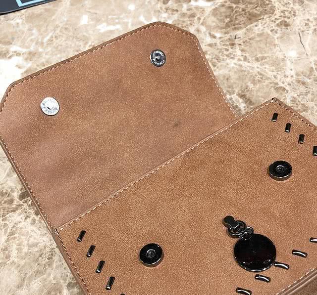 2018春节超流行的10款女包, 款式多样还不贵,