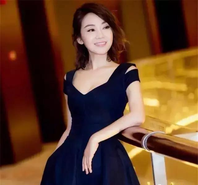 听说Y姓女星整容了，看今天的她如何惊艳路人