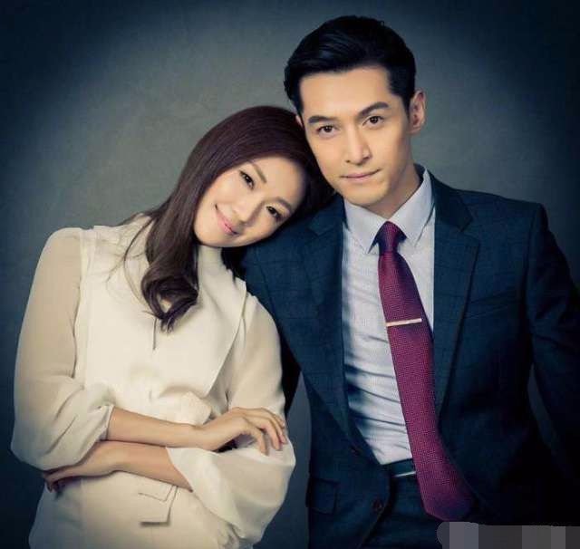 结婚了?江疏影晒自拍狂秀无名指钻石婚戒,早前