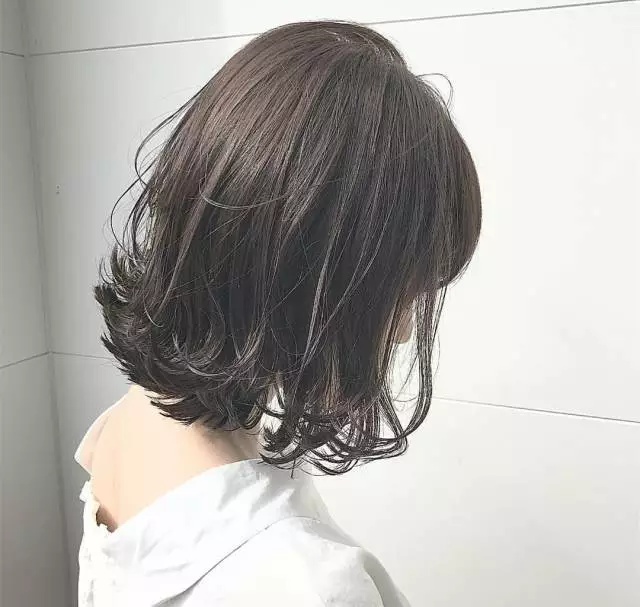 剪短发会上瘾2018流行的短发发型发色参考,想