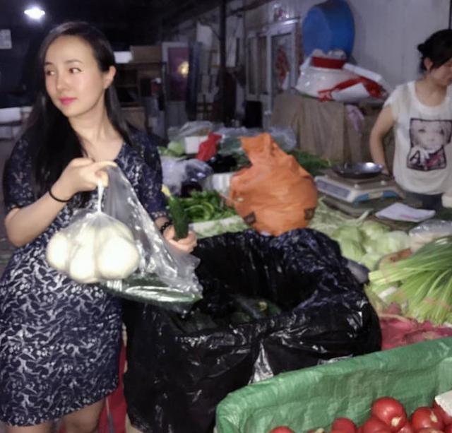 干露露终于恢复正常人生活，做回贤妻，最后一张表达的是什么意思