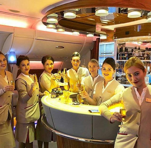 成为迪拜奢华航班空姐的条件:第一条就难倒90