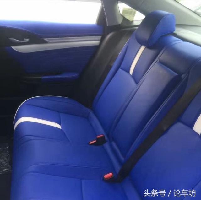 刚提车就去汽配城花了1万5给全车内饰包了蓝色真皮,最