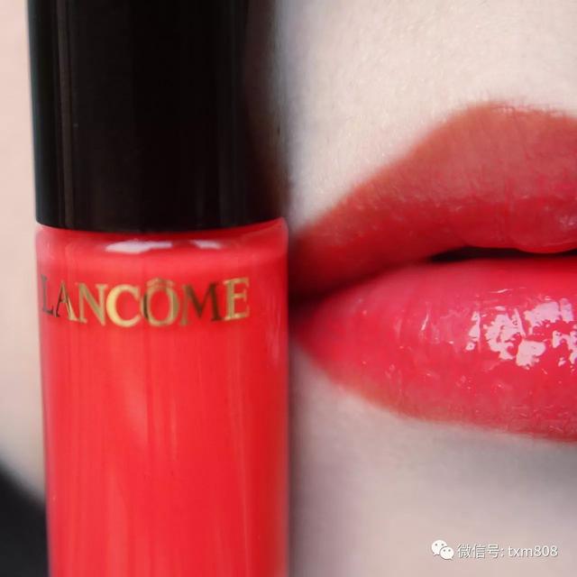 试色:我入手了兰蔻的菁纯唇釉,遮住了我的深唇