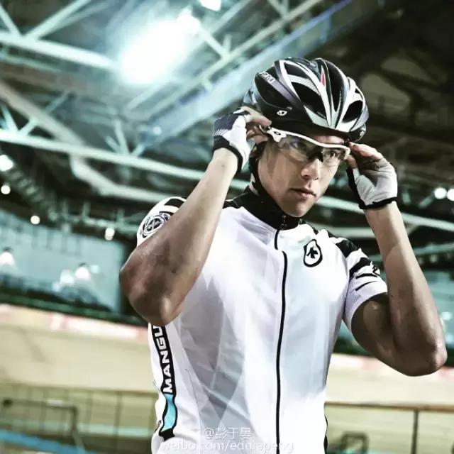 彭于晏: 从140多斤的大胖子到男神, 要有多努力