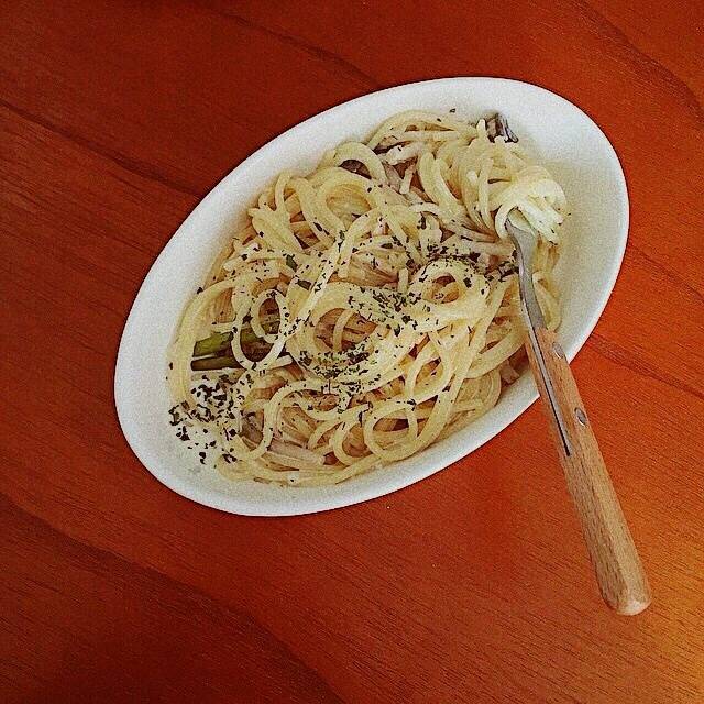 VSCO苹果调色教程步骤:滤镜FP1+12,曝光-1_食物手机铃声下载步奏图片