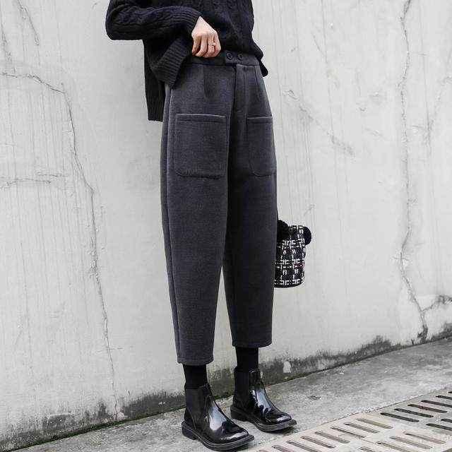 马丁靴搭配阔腿裤 萝卜裤超时髦!30岁左右的女人都争着穿