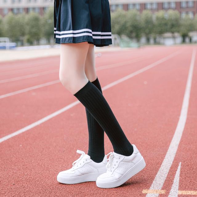 为你的JK制服选一双袜子吧