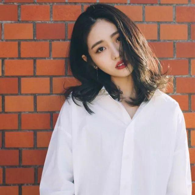 女生对你有意思的信号,男生要留心这些挑逗信