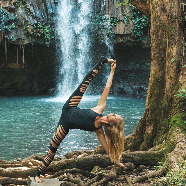 瑜伽老师大伙,最初级月薪能达1万以上?