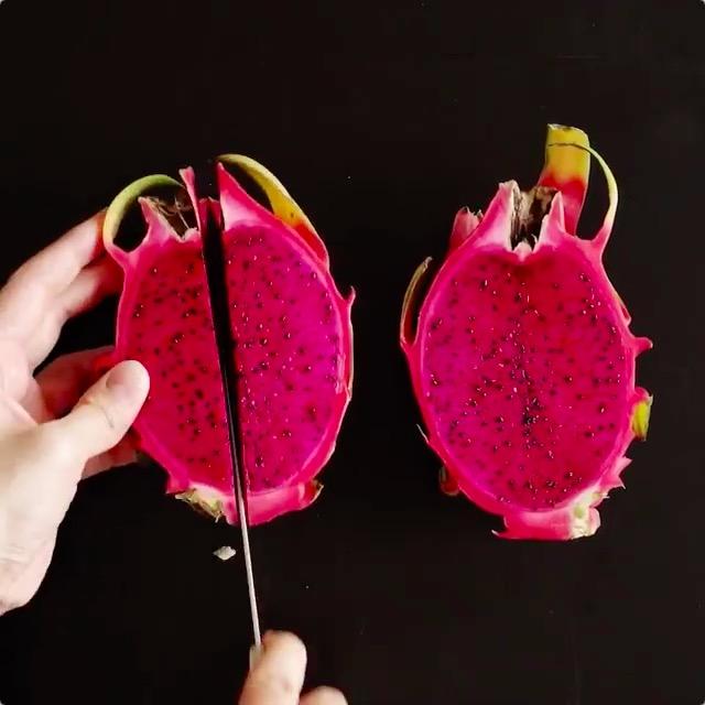 不加色素的红心火龙果蛋糕,祝明天上班的你事