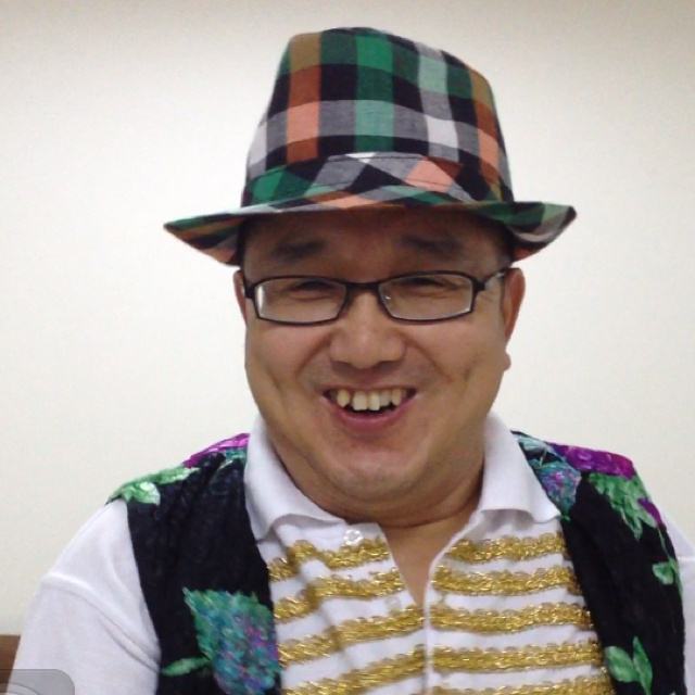 55岁“句号”近照，曾因离过婚被现任丈母娘拒绝，如今让人羡慕