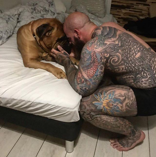 健身界最壮的6名纹身硬汉,个个如肌肉野兽,谁最像鲁智深?