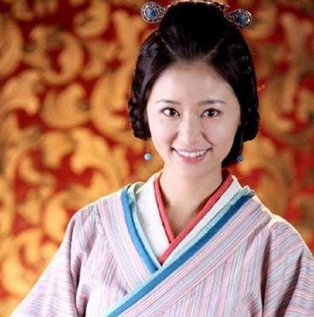 强行装嫩的位女明星排行,除了林心如和刘晓庆还有她们