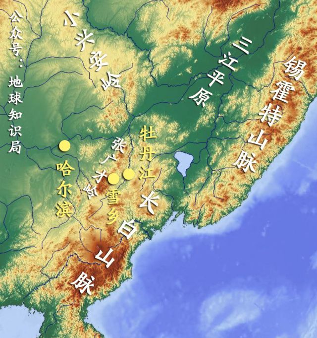 东北平原与长白山主体之间的牡丹江 来自日本海湿润温暖的气流虽然为