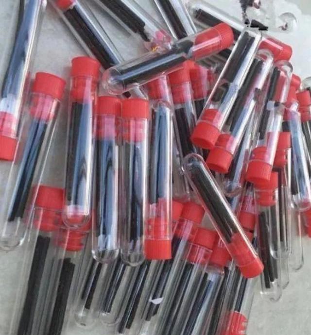 紧急提醒:新型毒品小树枝出没,毒性是海洛因