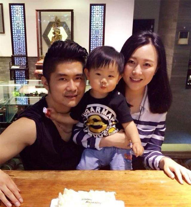 同是嫁入豪门，潘阳掌管经济大权！而她被前夫害的无人敢娶