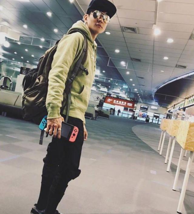 郑恺和他们都沉迷于Switch!Switch真有这么好