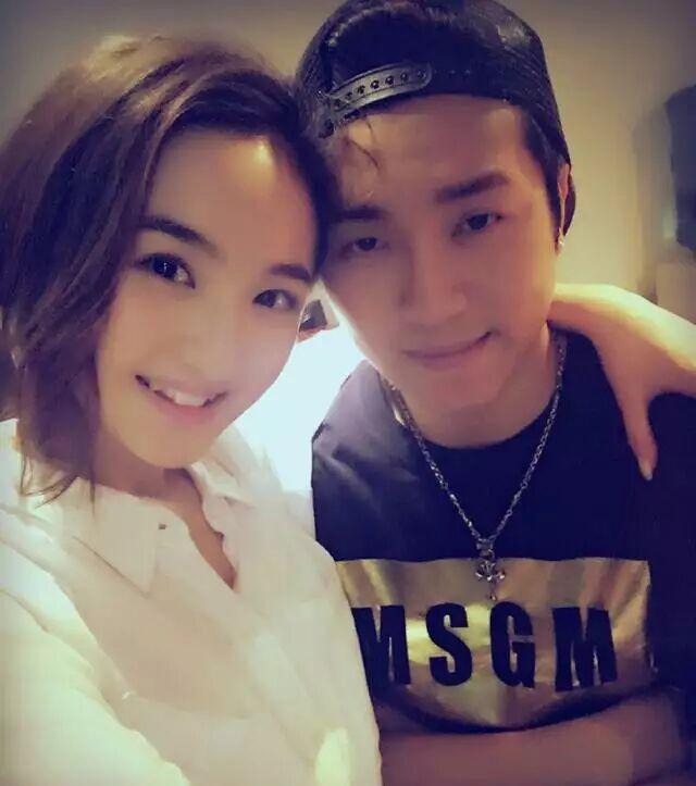 一场00后与80后跨越年龄的恋爱，等了5年 终于等到她长大