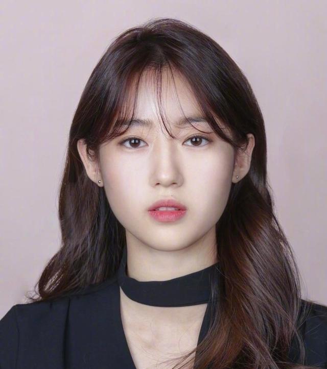 证件照发型妆容推荐