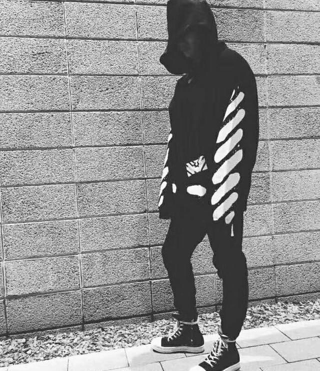 美国高端潮牌 侃爷的御用造型顾问 OFF WHIT