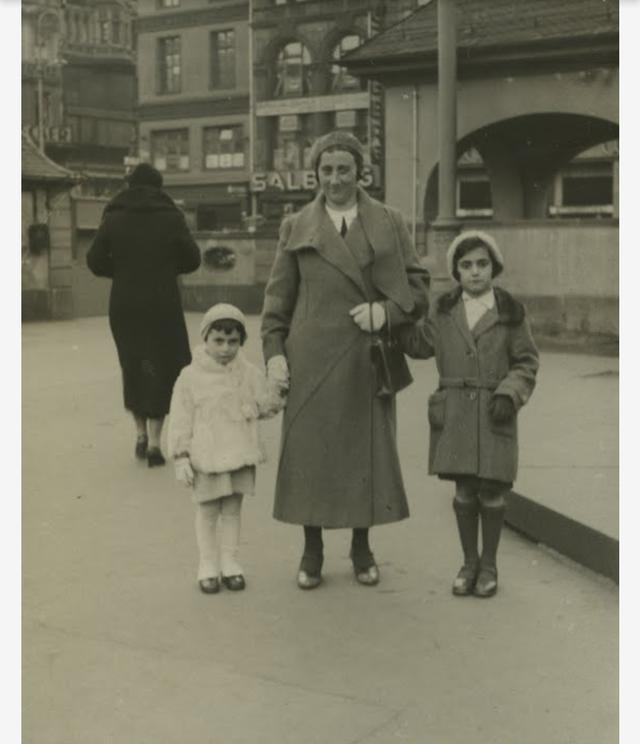 《安妮日记》的作者安妮·弗兰克的故事