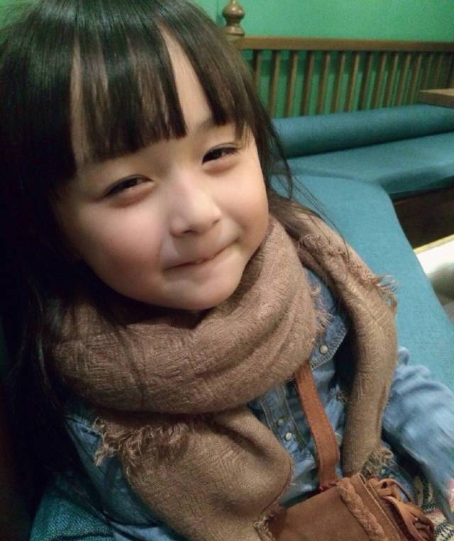 中国最年轻美女,3岁倾城,5岁倾国