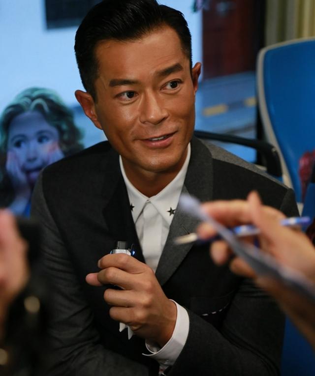 为什么没有人黑古天乐?看过了这些照片你就知道了