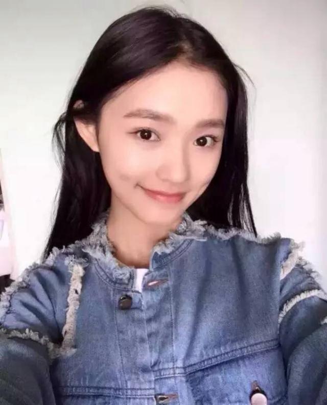 看了林允的微博小号,才知道她原来这么可爱!