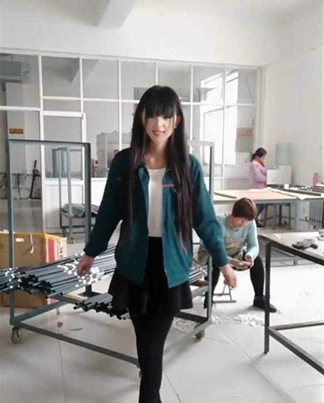 漂亮女孩不爱v女孩相亲遇丑男遭嫌弃!男生:那么看长怎么痘女孩女生图片