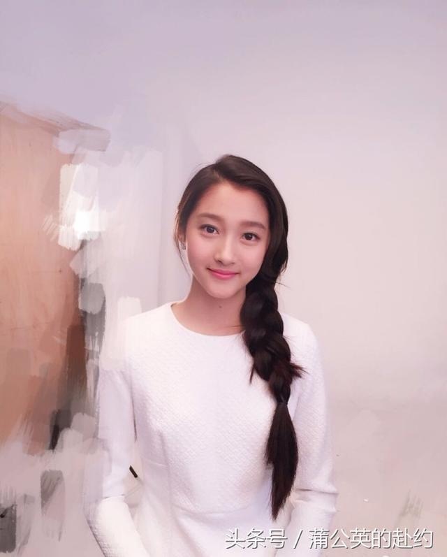 关晓彤初次揭露对鹿晗暗里昵称,肉麻程度不输