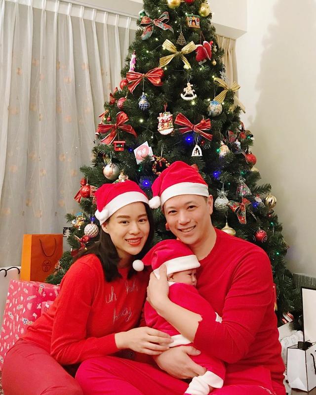 夫妻俩带儿子出门透气 看胡杏儿这表情就知道有多幸福