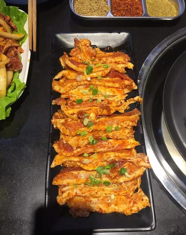 洛阳这10家好吃到爆棚的餐馆，每一家都能打开你2018年的好胃口！