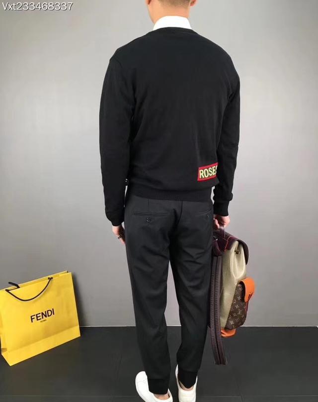 FENDI芬迪2018SS欧洲专柜最新LOVE系列针