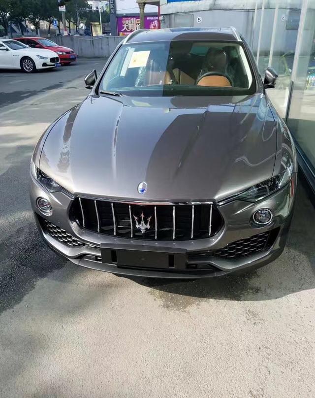 玛莎拉蒂SUV莱万特现车一台 低配送精品