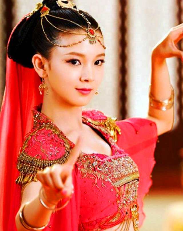 20位古装红衣美人,非常经典的文章,不看后悔