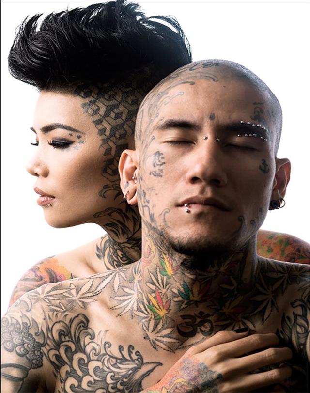 越南情侣痴迷纹身,不惜剃光头只为体验极致刺痛感!