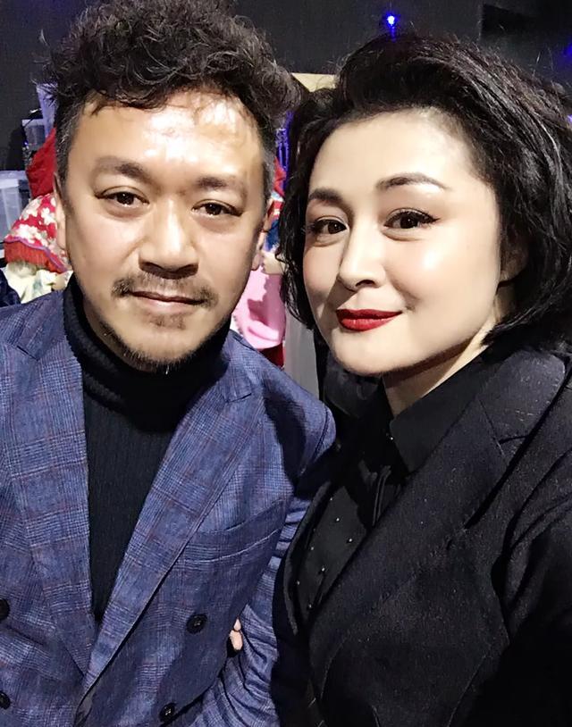 意外！《乡村爱情》里的“谢大脚”于月仙，与他们竟都是同学！