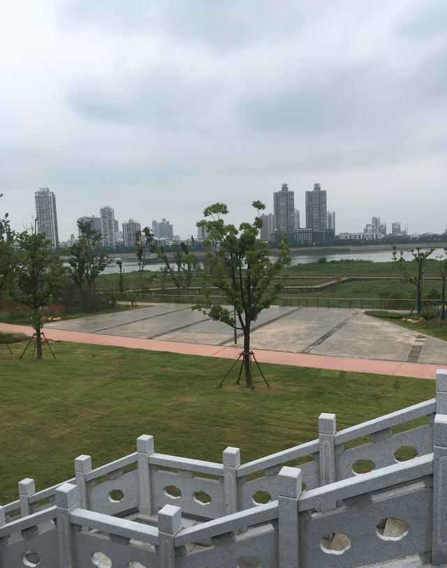 实拍图片湖南常德沅江风光带美景照片