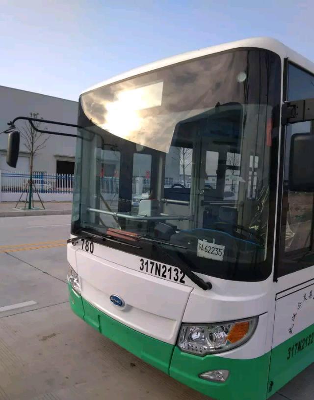 武汉119路公交来了