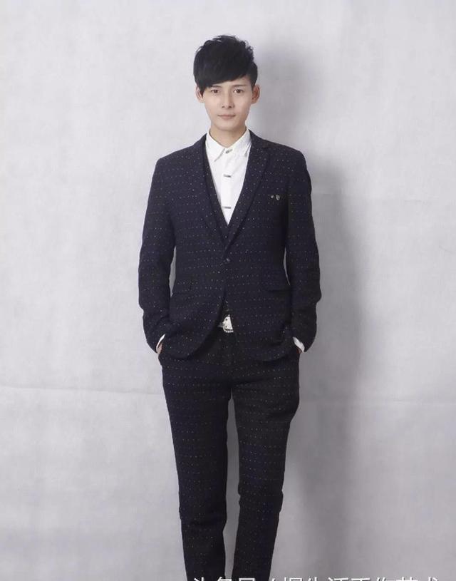 自称男版“杨幂”，喊关晓彤妹妹 和关少曾一家有什么亲密关系