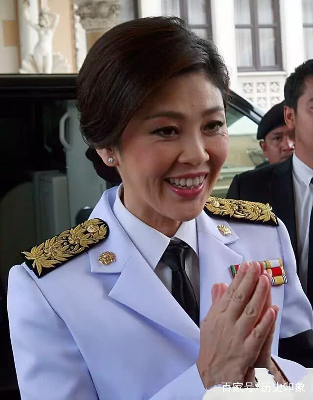 这些英拉做梦都想删除的照片,真是让人大跌眼镜!