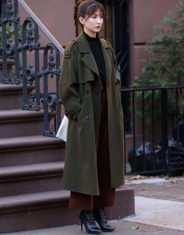 江疏影纽约剧照曝光,老气横秋如大妈,网友:难怪