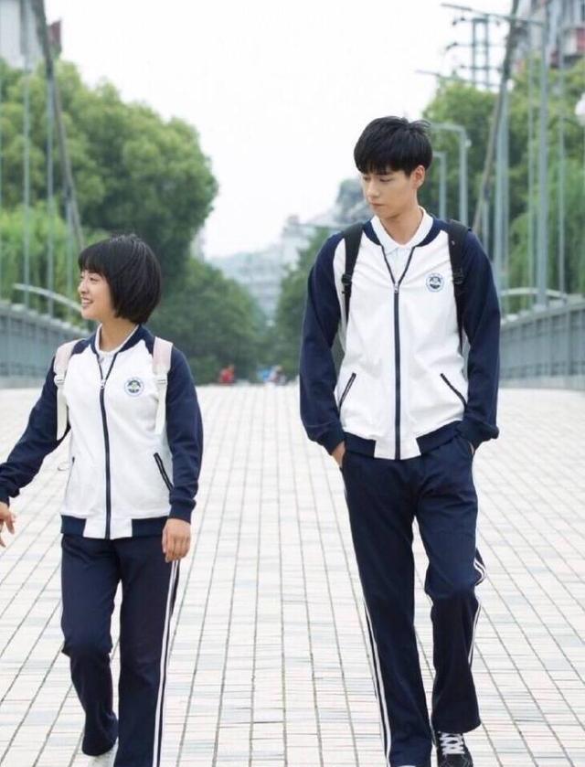 《致我们单纯的小美好》图片