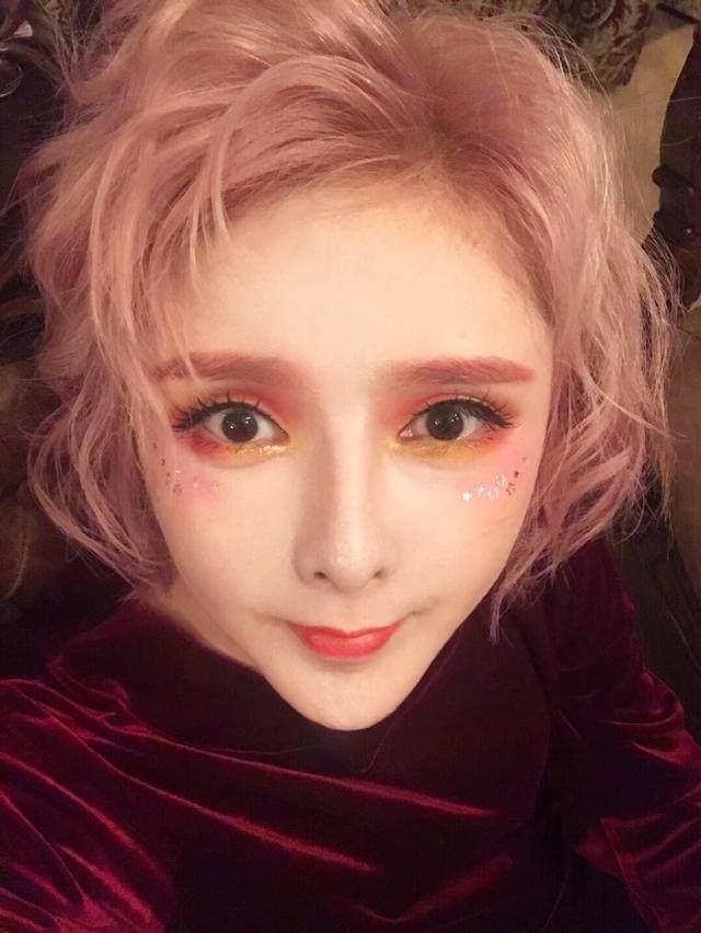 李思思离职央视发展现状 离开铁饭碗后收入翻倍